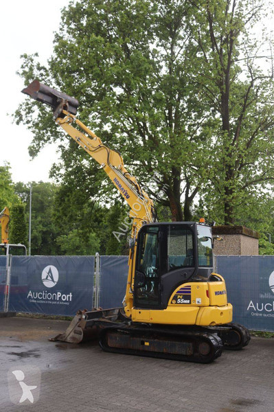 Excavadora Komatsu PC55MR-5E0