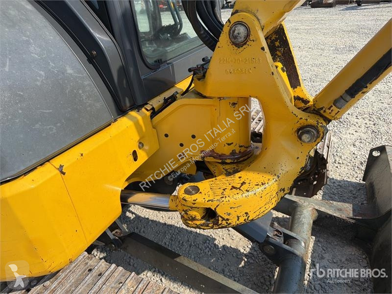 جرافة Komatsu