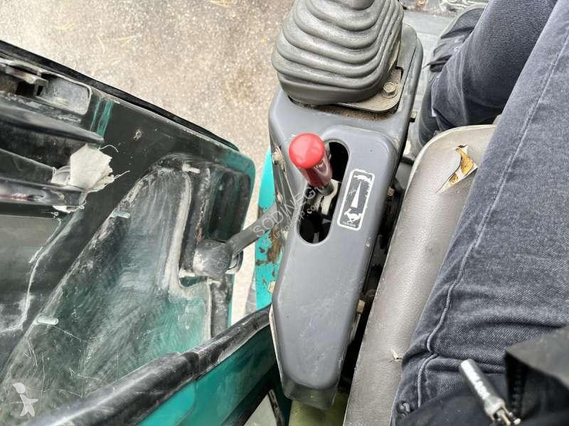 Escavadora Yanmar 501