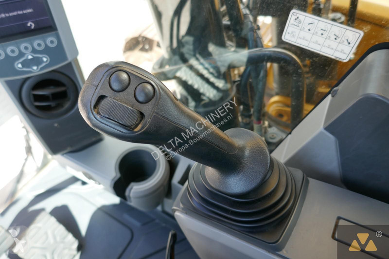 Graafmachine Caterpillar 320FL