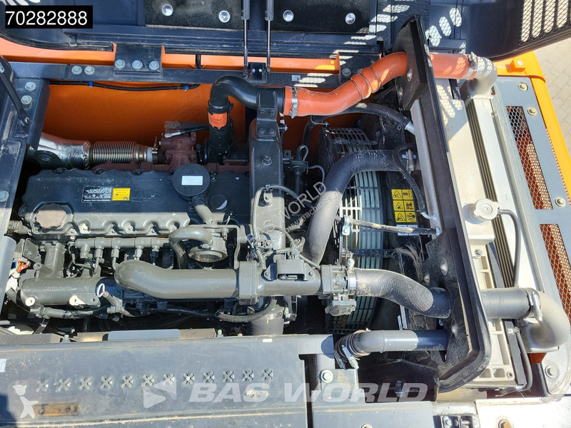 Escavadora Doosan -7 4 BUCKETS