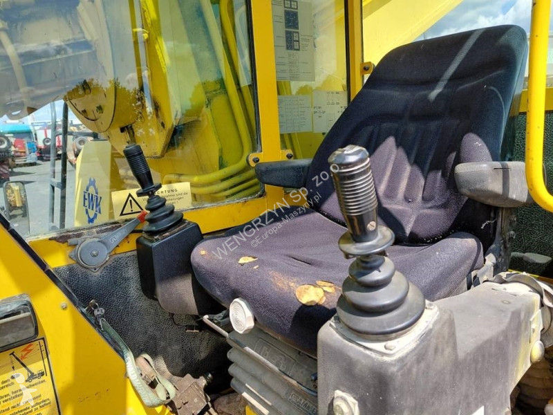 Escavadora  Koparka gąsienicowa teleskopowa EWK...