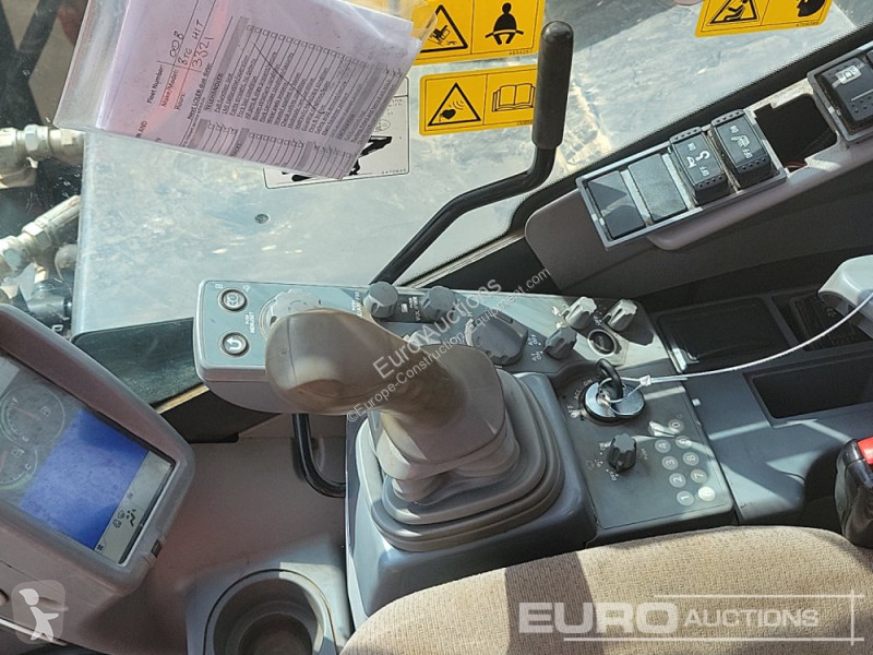 Escavatore Hitachi B-6