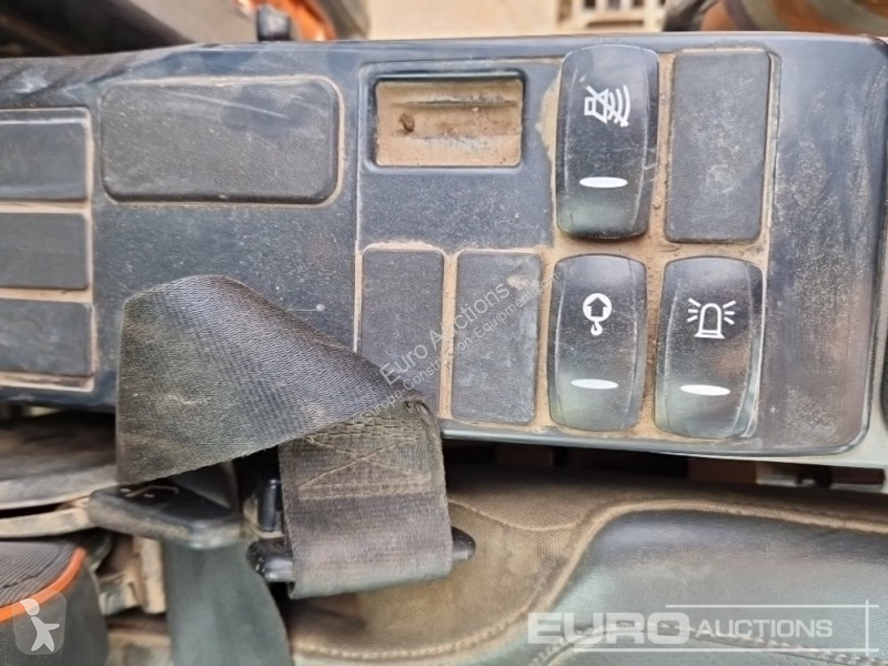 Escavadora Doosan -7