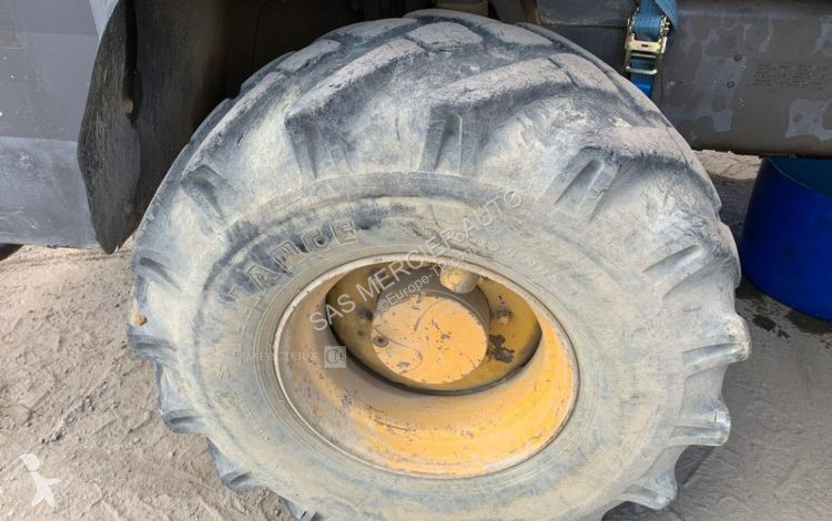 جرافة Mecalac pelle sur pneus diesel