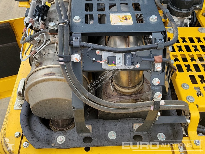 Excavator Komatsu -11E0