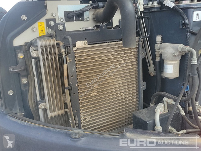 Lopatový nakládač Kubota U48-4