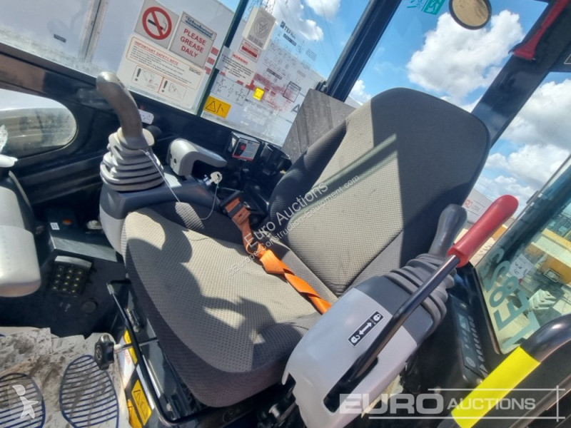 Escavatore Hitachi ZX26U-6 CLR