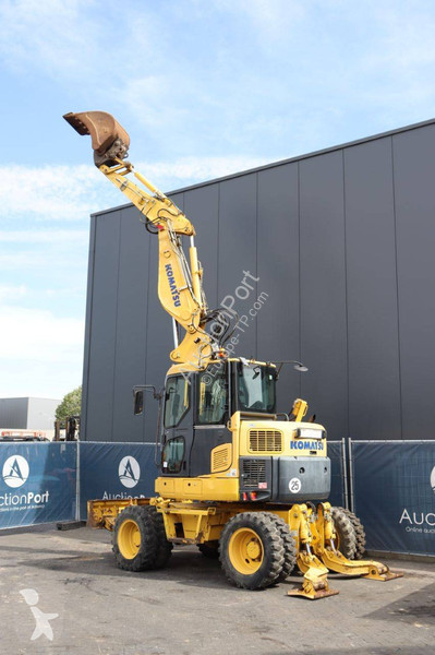 Escavatore Komatsu MR-8