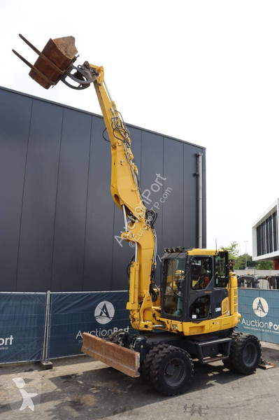 Excavator Komatsu PW118MR-11