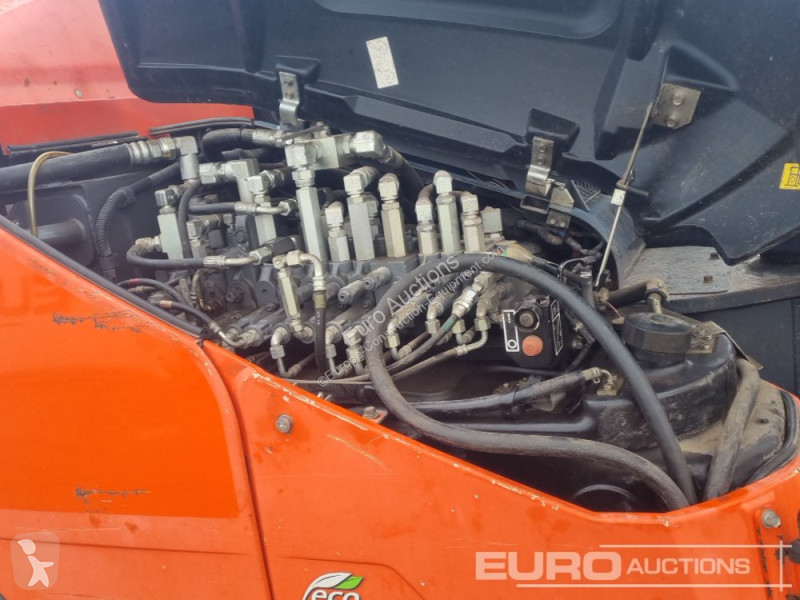 Escavatore Kubota KX080-4A