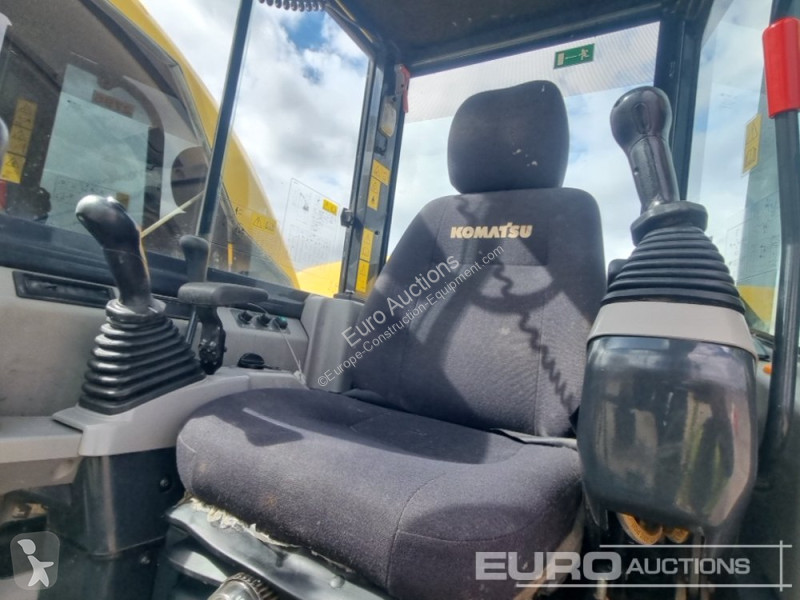 Escavadora Komatsu PC80MR-5