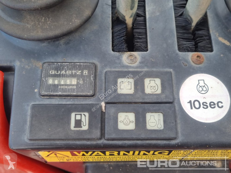 جرافة JCB 801CTS