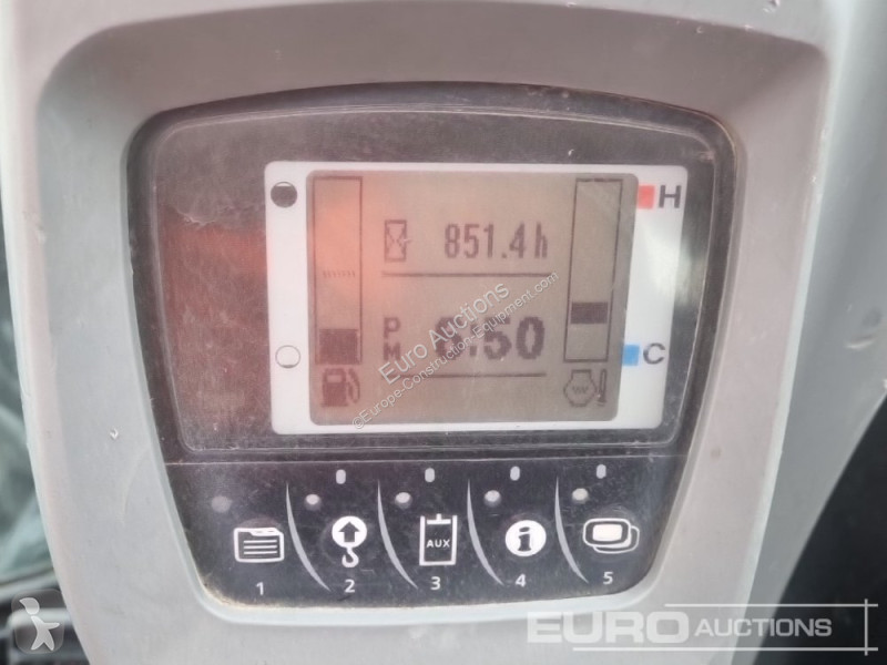 Lopatový nakládač Kubota KX163-5