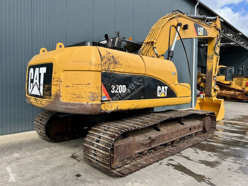 جرافة Caterpillar L