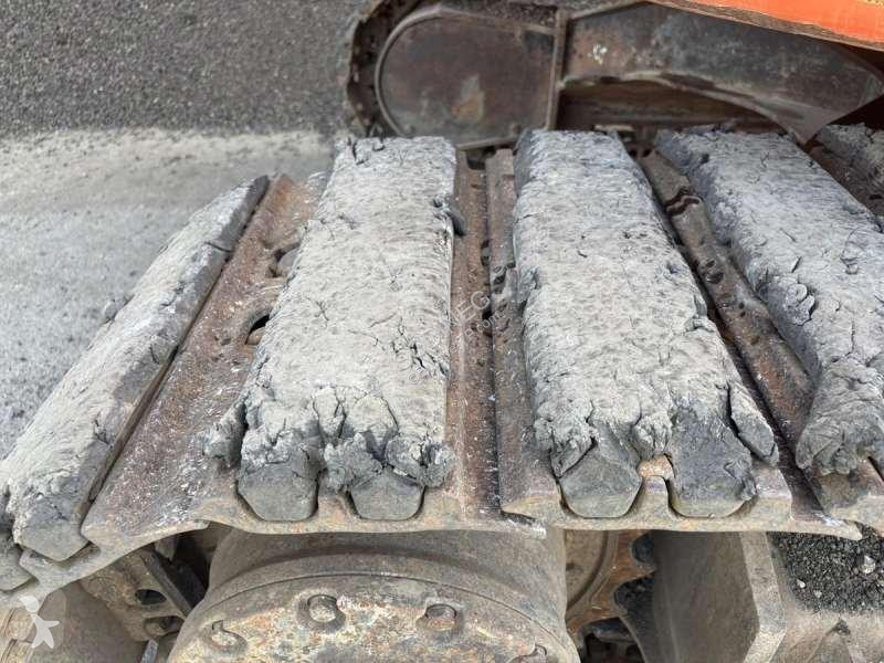 جرافة Hitachi ZX135 US3