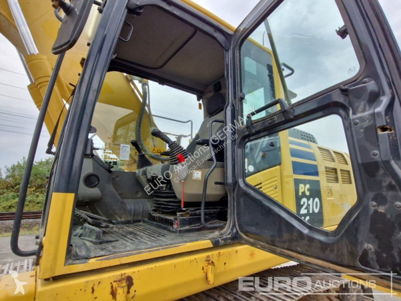 Rýpadlo Komatsu 10