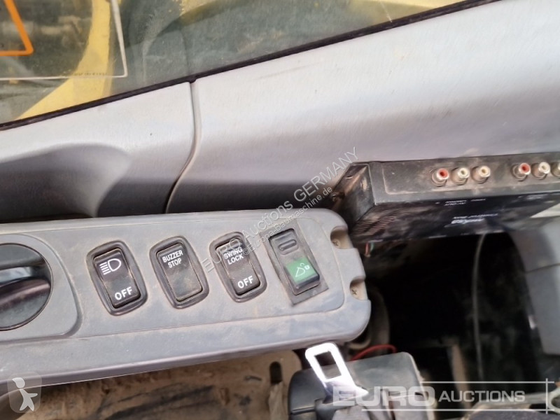 جرافة Komatsu PC210LC-7K