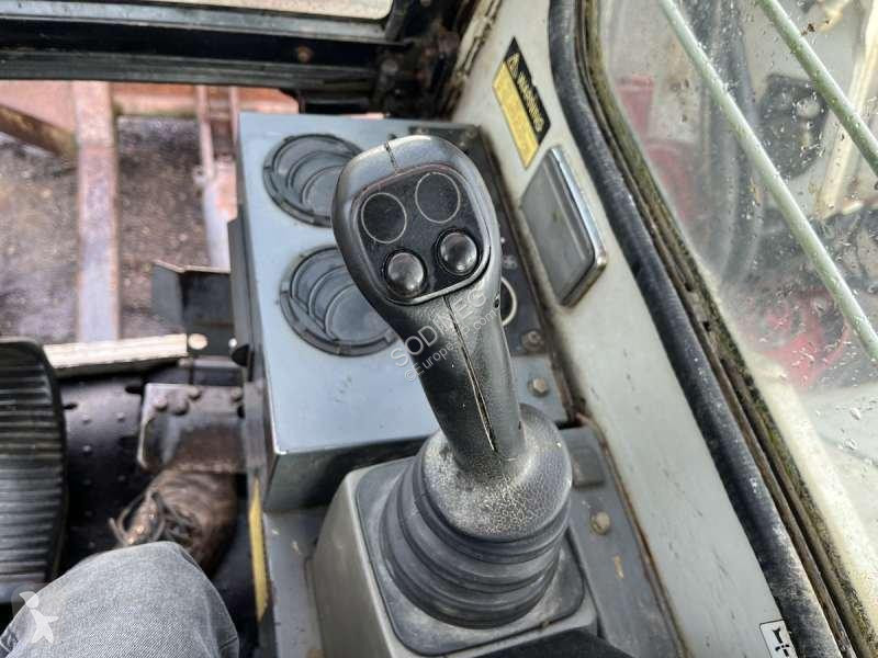 Lopatový nakládač Takeuchi