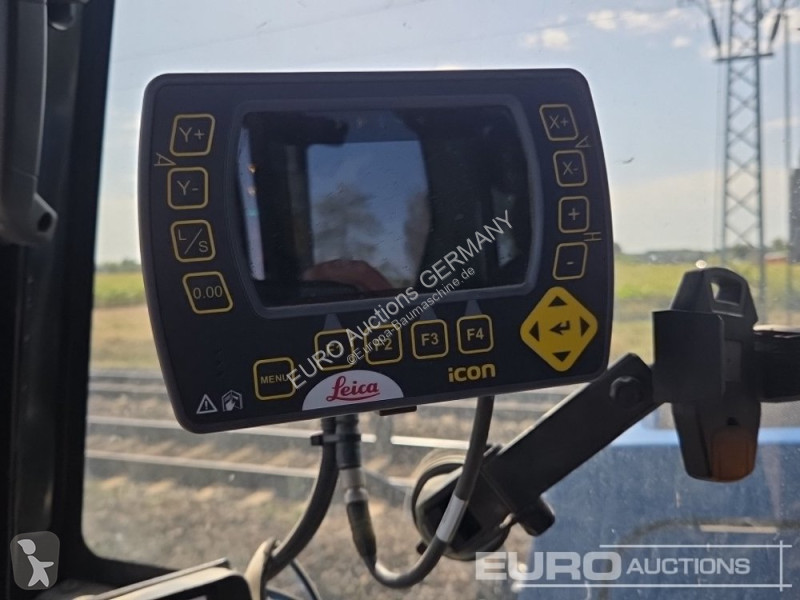 Koparka Caterpillar M320F