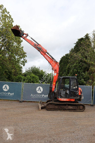 Excavadora Kubota KX080-4