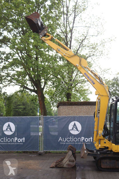 Excavadora Komatsu PC55MR-5E0