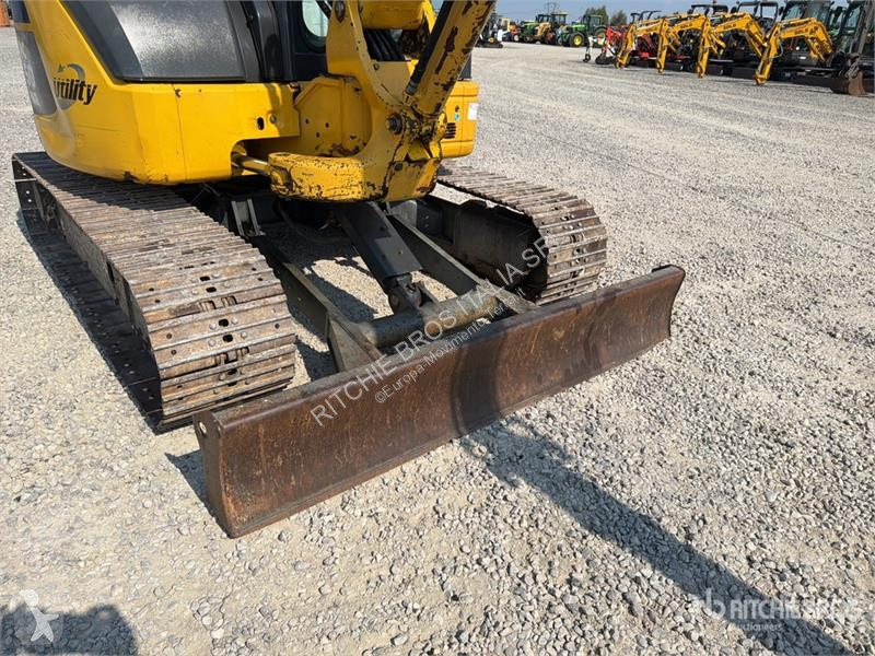 جرافة Komatsu