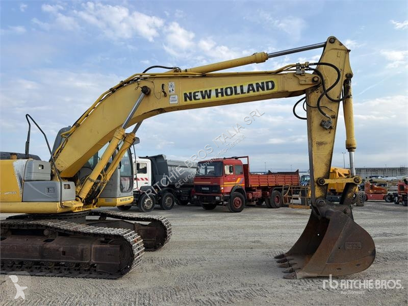 Skovel New Holland Kobelco E215B Tracked Excavator
