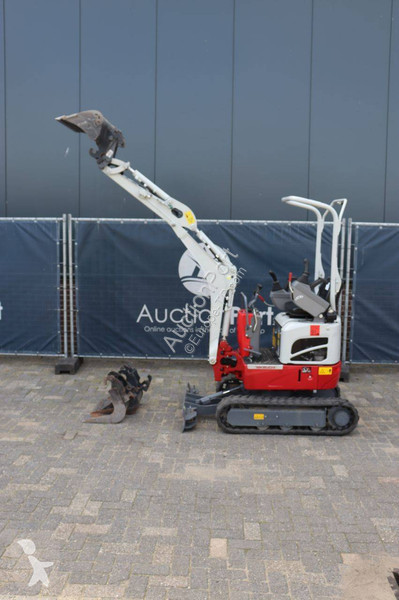 Skovel Takeuchi TB210R