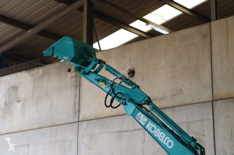Pelle Kobelco C