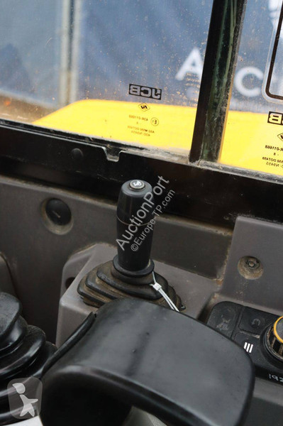 Pelle JCB Z1