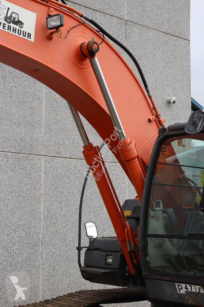 Pelle Hitachi