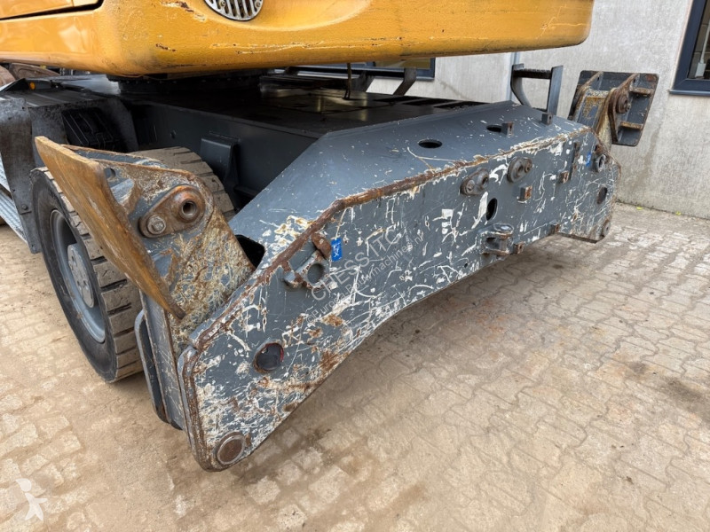 Graafmachine Liebherr LH 26 M - LH 24 M - LH 30 M