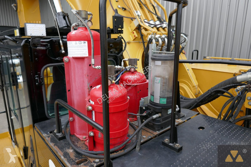 Graafmachine Caterpillar 390F LME