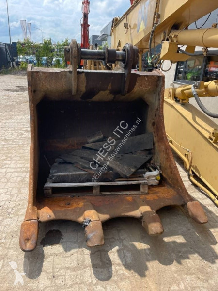 Escavatore Caterpillar UHD -- 31.5 mtr --...