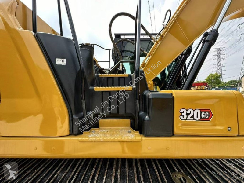 Excavadora Caterpillar 320GC