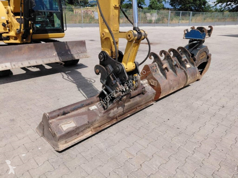 Excavator  Midikoparka gąsienicowa CATERPILLAR...