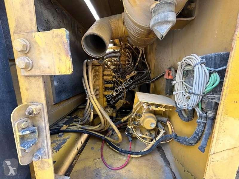 Escavadora Komatsu PC180LC-6K MACHINE SUISSE