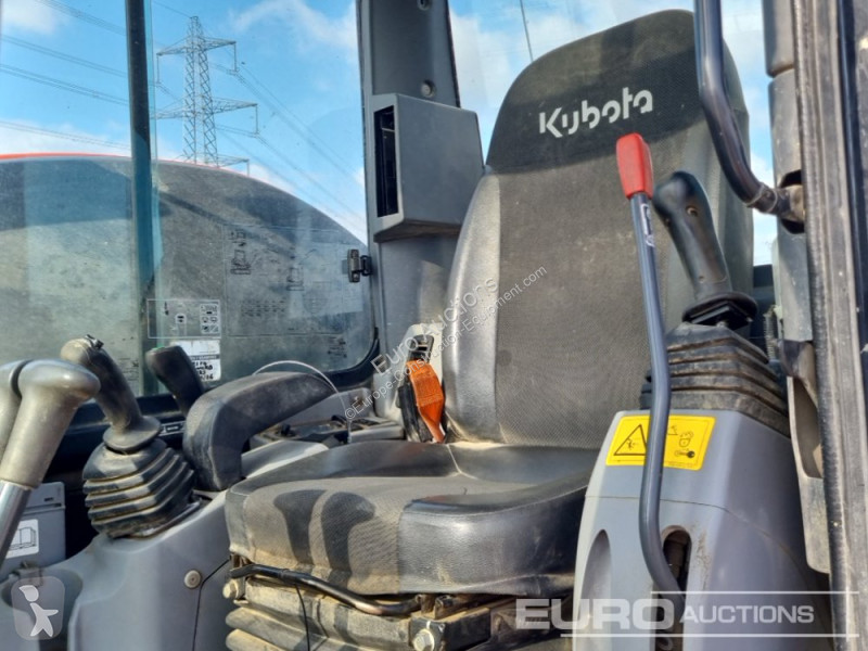 Escavadora Kubota U48-4