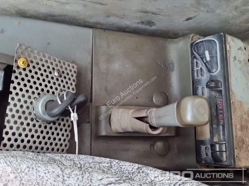 Escavadora Kobelco -C