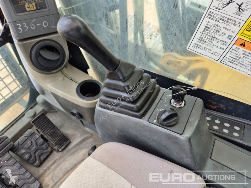 Escavatore Caterpillar 2