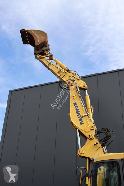 Escavatore Komatsu MR-8