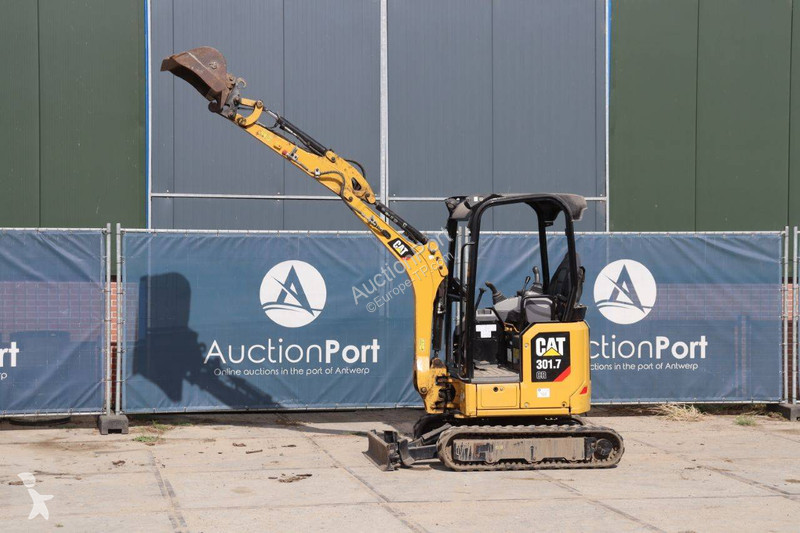 Excavator Caterpillar 301.7 CR