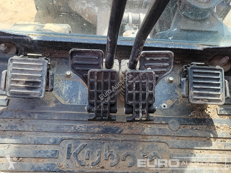 Lopatový nakládač Kubota KX027-4