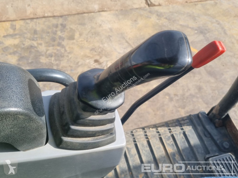 Lopatový nakládač Kubota KX015-4
