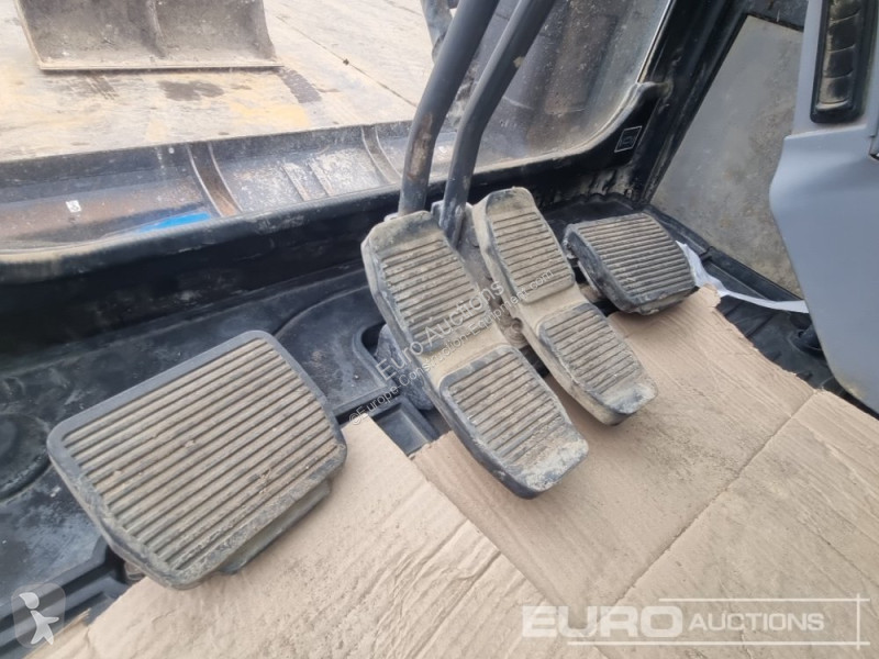 Escavatore Kubota KX080-4