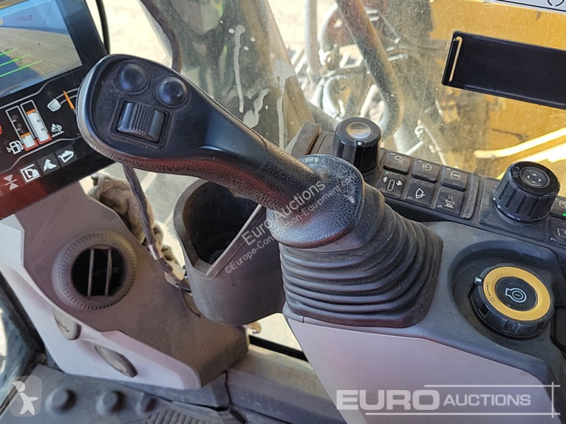 Excavator Caterpillar 320