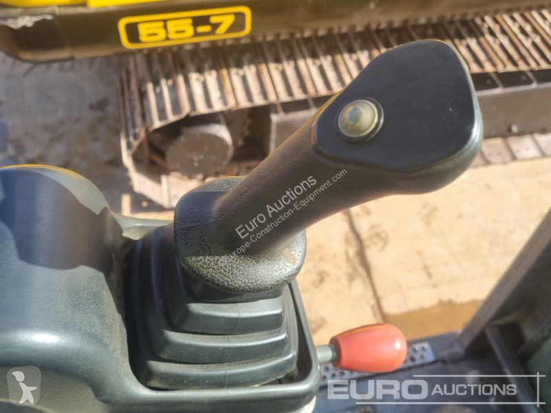 Lopatový nakládač Volvo ECR50D