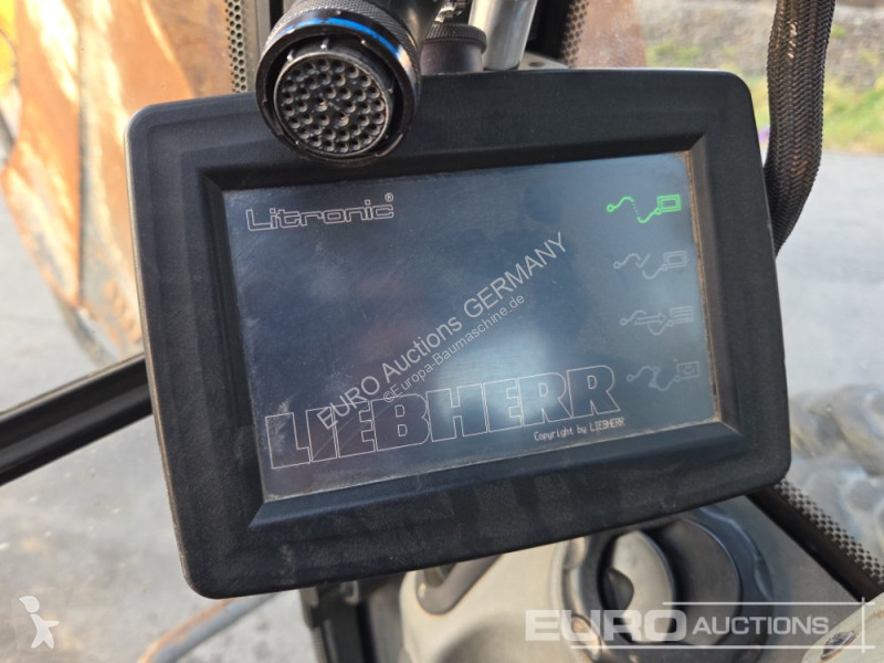 Escavatore Liebherr A920