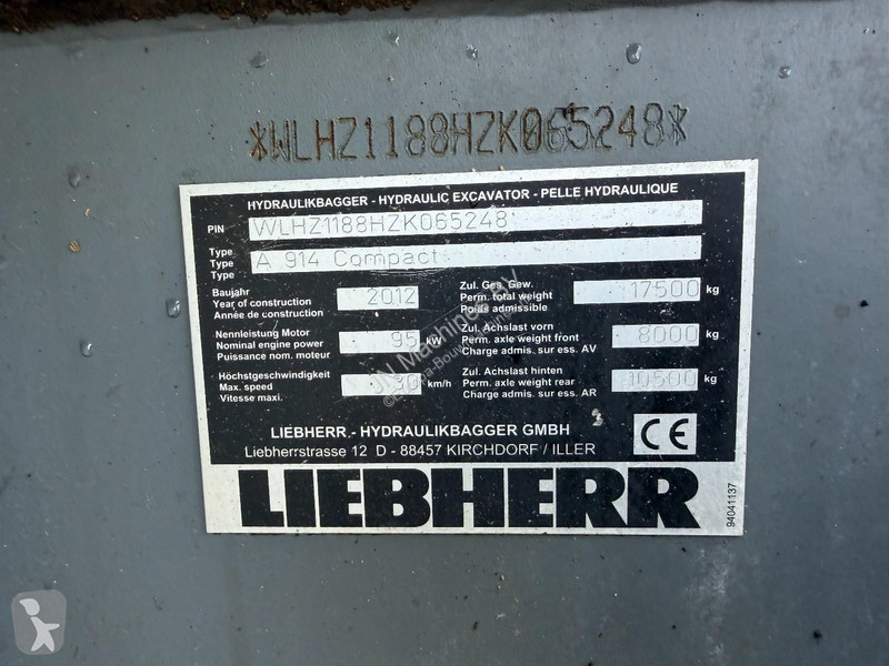 Lopatový nakládač Liebherr A Compact Outriggers...